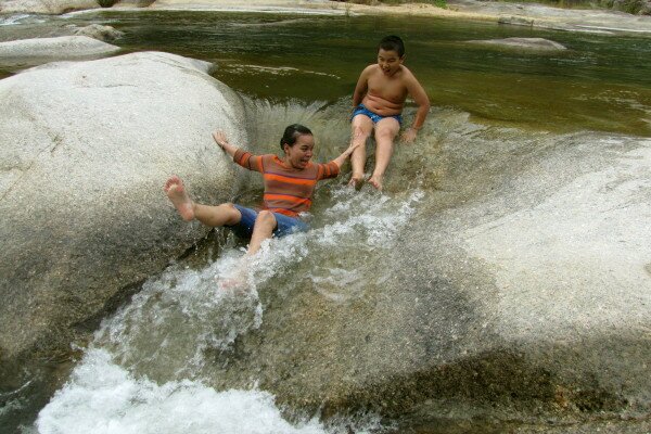 Sổ tay du lịch so tay du lich Sotaydulich Sotay Dulich Khampha Kham Pha Bui Chơi suối Đá Giăng