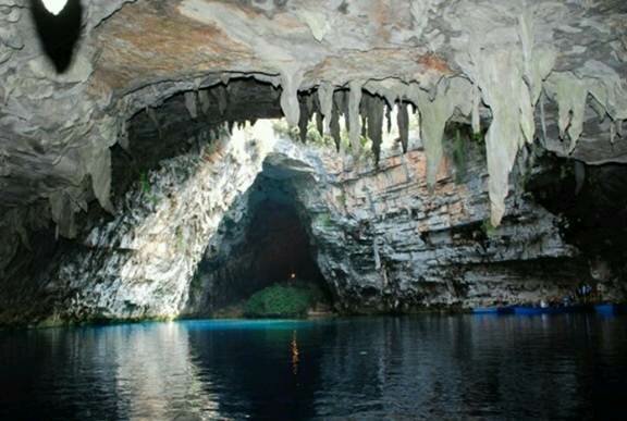 Sổ tay du lịch so tay du lich Sotaydulich Sotay Dulich Khampha Kham Pha Bui Lạc vào tiên cảnh hang động Melissani