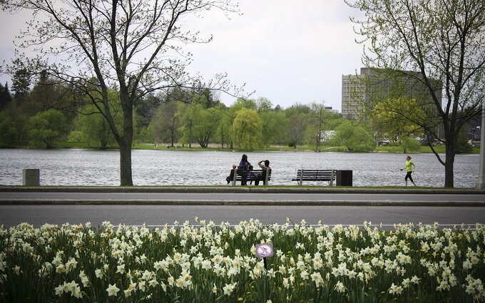 Sổ tay du lịch so tay du lich Sotaydulich Sotay Dulich Khampha Kham Pha Bui Canadian Tulip Festival Rực rỡ hội hoa tulip Canada