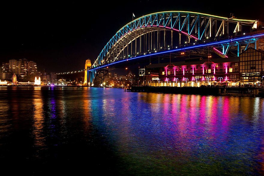 Sổ tay du lịch so tay du lich Sotaydulich Sotay Dulich Khampha Kham Pha Bui Lung linh ánh đèn trong lễ hội ánh sáng Vivid Sydney