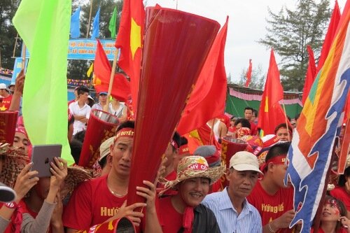 Sổ tay du lịch so tay du lich Sotaydulich Sotay Dulich Khampha Kham Pha Bui Lễ hội cầu ngư ở làng An Bằng