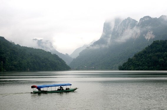 Sổ tay du lịch so tay du lich Sotaydulich Sotay Dulich Khampha Kham Pha Bui Hồ Ba Bể - thiên đường nơi hạ giới