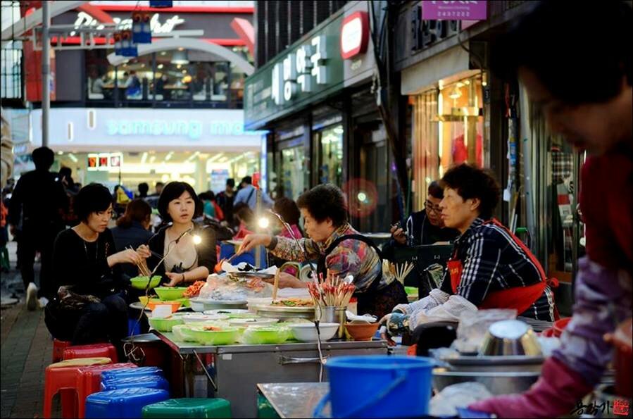 Sổ tay du lịch so tay du lich Sotaydulich Sotay Dulich Khampha Kham Pha Bui Ngõ ăn vặt ở chợ Nampodong