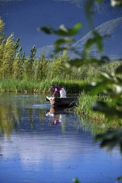 Sổ tay du lịch so tay du lich Sotaydulich Sotay Dulich Khampha Kham Pha Bui Khung cảnh thanh bình ở “Nữ Nhi Quốc”