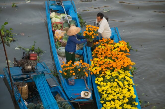 Sổ tay du lịch so tay du lich Sotaydulich Sotay Dulich Khampha Kham Pha Bui Chợ nổi miền Tây vào xuân