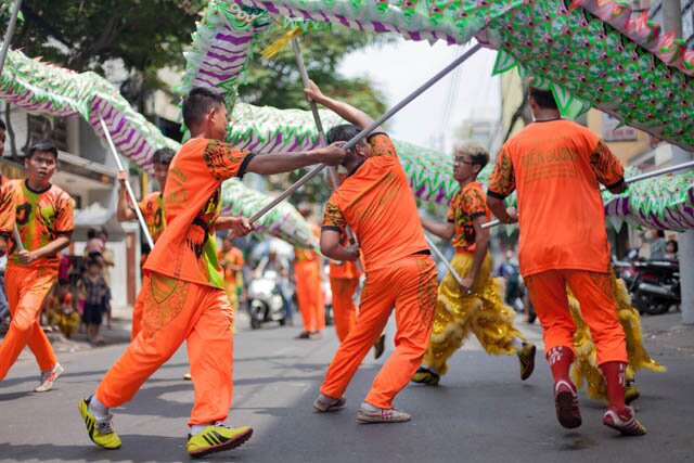 Sổ tay du lịch so tay du lich Sotaydulich Sotay Dulich Khampha Kham Pha Bui Tháng Giêng xem múa lân ở Sài Gòn