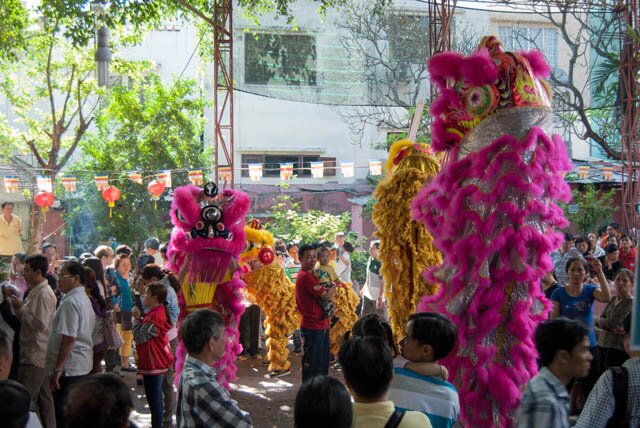 Sổ tay du lịch so tay du lich Sotaydulich Sotay Dulich Khampha Kham Pha Bui Tháng Giêng xem múa lân ở Sài Gòn