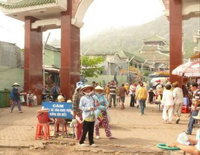 Sổ tay du lịch so tay du lich Sotaydulich Sotay Dulich Khampha Kham Pha Bui Kinh nghiem vieng chua ba Chau Doc