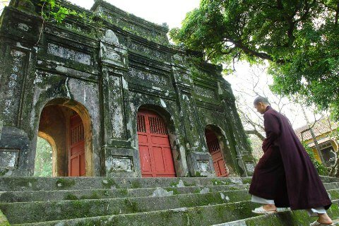  Sổ tay du lịch so tay du lich Sotaydulich Sotay Dulich Khampha Kham Pha Bui Ve voi Hue thuong Bao Quoc Tu thang tram cung thoi gian