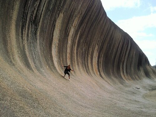 Sổ tay du lịch so tay du lich Sotaydulich Sotay Dulich Khampha Kham Pha Bui Wave Rock ky quan thien nhien cua Tay Uc