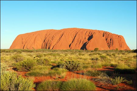 Sổ tay du lịch so tay du lich Sotaydulich Sotay Dulich Khampha Kham Pha Bui Nui da Uluru Ky quan thien nhien của Australia