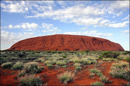 Sổ tay du lịch so tay du lich Sotaydulich Sotay Dulich Khampha Kham Pha Bui Nui da Uluru Ky quan thien nhien của Australia