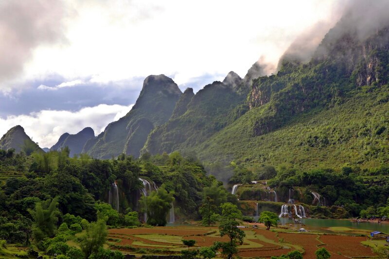 Sổ tay du lịch_sổ tay_du lịch_so tay du lich_so tay_du lich_sotaydulich_sotay_dulich_doc mien dat nuoc_ngat ngay ruong bac thang